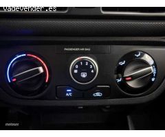 Hyundai i10 1.0 MPI Klass de 2022 con 15.959 Km por 12.400 EUR. en Barcelona