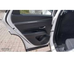 Hyundai Tucson 1.6 TGDI 48V Maxx 4x2 de 2021 con 27.279 Km por 24.490 EUR. en Madrid