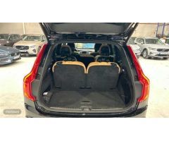 Volvo XC 90 XC90 Recharge Plus, T8 AWD Hibrido enchufable, Electrico/Gasolina, Dark, 7 Plaza de 2023