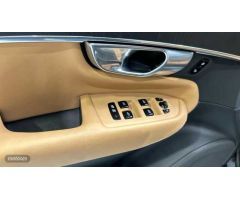 Volvo XC 90 XC90 Recharge Plus, T8 AWD Hibrido enchufable, Electrico/Gasolina, Dark, 7 Plaza de 2023
