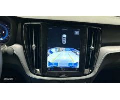 Volvo S60 S60 Core, B4 Mild Hybrid, Gasolina de 2024 con 15 Km por 44.900 EUR. en Madrid