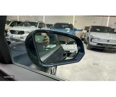 Volvo S60 S60 Core, B4 Mild Hybrid, Gasolina de 2024 con 15 Km por 44.900 EUR. en Madrid