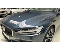 Volvo S60 S60 Core, B4 Mild Hybrid, Gasolina de 2024 con 15 Km por 44.900 EUR. en Madrid