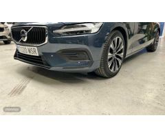 Volvo S60 S60 Core, B4 Mild Hybrid, Gasolina de 2024 con 15 Km por 44.900 EUR. en Madrid
