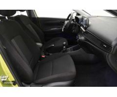 Hyundai i20 1.2 MPI Klass de 2024 con 13.348 Km por 18.990 EUR. en A Coruna