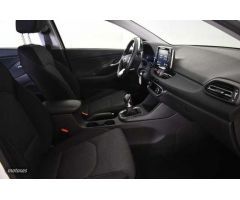 Hyundai i30 1.5 DPI Klass SLX 110 de 2024 con 11.490 Km por 20.990 EUR. en A Coruna