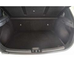 Hyundai i30 1.5 DPI Klass SLX 110 de 2024 con 11.490 Km por 20.990 EUR. en A Coruna