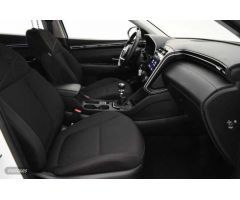 Hyundai Tucson 1.6 TGDI Klass 4x2 de 2024 con 19.142 Km por 24.490 EUR. en A Coruna