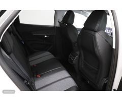 Peugeot 3008 BlueHDI 130 S&S Allure EAT8 96 kW (130 CV) de 2019 con 121.262 Km por 15.900 EUR. en MA