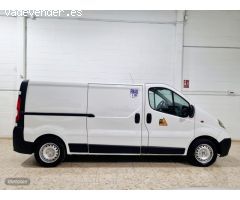 Opel Vivaro l2 h1  Isotermo refrigerado de 2014 con 158.000 Km por 9.300 EUR. en Sevilla