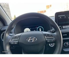 Hyundai Kona 1.0 TGDI 48V Tecno 4X2 de 2021 con 5.837 Km por 23.900 EUR. en Badajoz