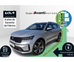 Kia Sorento 1.6 T-GDi HEV Drive 4x2 7pl de 2021 con 40.318 Km por 37.990 EUR. en Granada