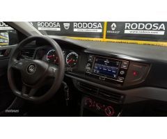 Volkswagen Polo 1.0 48kW (65CV) Edition de 2019 con 27.050 Km por 14.900 EUR. en Pontevedra