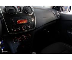 Dacia Sandero 1.0 Ambiance 74cv 5P # BLUETOOTH de 2017 con 88.300 Km por 7.400 EUR. en Madrid