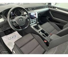 Volkswagen Passat 2.0TDI Advance 110kW Advance de 2018 con 66.000 Km por 19.990 EUR. en Alava