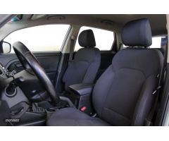 Kia Carens 1.6 GDI CONCEPT 5P de 2016 con 93.830 Km por 12.500 EUR. en Sevilla