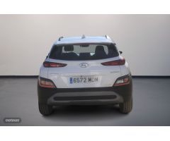 Hyundai Kona TODOTERRENO 1.6 GDI HEV MAXX AUTOMATICO 141CV 5P de 2023 con 10 Km por 24.500 EUR. en H