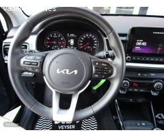 Kia Stonic 1.0 T-GDI MHEV IMT 74KW DRIVE 5P de 2022 con 19.968 Km por 19.490 EUR. en Huelva