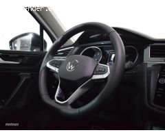 Volkswagen Tiguan Urban Sport 1.5 TSI 96 kW (130 CV)  6 vel. de 2022 con 6.500 Km por 34.000 EUR. en