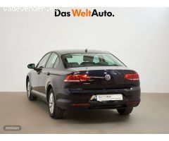 Volkswagen Passat 2.0TDI Edition 110kW de 2019 con 120.689 Km por 18.880 EUR. en Cadiz