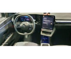 Renault Megane Megane E-Tech Techno Standard Charge EV40 96kW de 2023 con 49 Km por 27.900 EUR. en C
