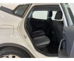 Seat Arona 1.6 TDI 70KW STYLE ECOMOTIVE 95 5P de 2019 con 50.000 Km por 16.500 EUR. en Cordoba