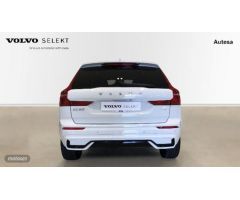 Volvo XC 60 XC60 Recharge R-Design, Recharge T6 eAWD plug-in hybrid de 2022 con 2.038 Km por 60.900