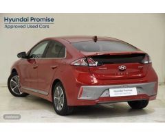 Hyundai Ioniq IONIQ FL PHEV 5P GDI 1.6 141CV DT STYLE de 2022 con 8.507 Km por 34.900 EUR. en Badajo