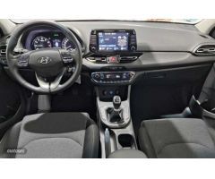 Hyundai i30 I30 5P TGDI 1.0 120CV KLASS LR de 2021 con 23.232 Km por 19.300 EUR. en Badajoz