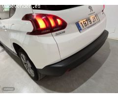 Peugeot 2008 Style 1.2L PureTech 81KW (110CV) S&S de 2017 con 88.782 Km por 14.300 EUR. en Badajoz