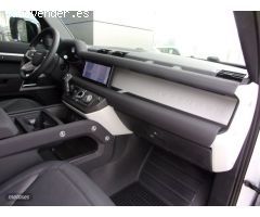 Land Rover Defender 3.0D I6 250 Auto 4WD MHEV SE 110 de 2023 por 89.900 EUR. en Madrid