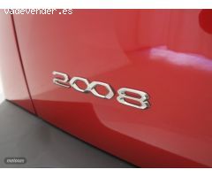 Peugeot 2008 ALLURE PACK 1.5 BLUEHDI 130CV AUTO 5P de 2023 con 10 Km por 29.900 EUR. en Barcelona