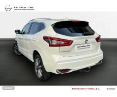 Nissan Qashqai DIG-T 103 kW (140 CV) E6D Q-LINE de 2020 con 51.087 Km por 23.900 EUR. en Badajoz