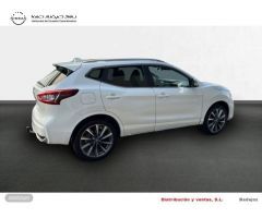 Nissan Qashqai DIG-T 103 kW (140 CV) E6D Q-LINE de 2020 con 51.087 Km por 23.900 EUR. en Badajoz