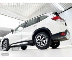 Subaru Forester 2.0i Hybrid Sport Plus CVT de 2022 con 12.000 Km por 32.900 EUR. en Guipuzcoa