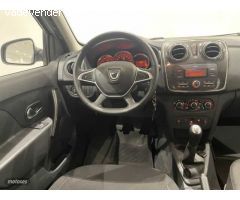 Dacia Sandero Sandero 1.5dCi Laureate 66kW de 2018 con 71.300 Km por 9.800 EUR. en Barcelona
