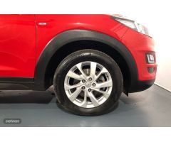 Hyundai Tucson 1.6 CRDI 85KW 48V SLE SKY 2WD 116 5P de 2019 con 48.679 Km por 24.175 EUR. en Islas B