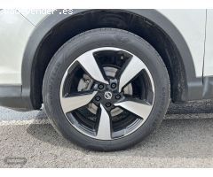 Nissan Qashqai 1.6dCi N-Connecta 4x4-i de 2017 con 67.000 Km por 19.900 EUR. en Girona