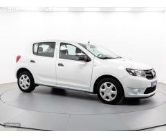 Dacia Sandero 1.2 Ambiance 55 kW (75 CV) de 2015 con 44.700 Km por 8.190 EUR. en Alicante