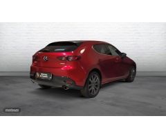 Mazda Mazda3 2.0 SKYACTIV-G 88KW ZENITH 5P de 2019 con 84.300 Km por 21.500 EUR. en Girona