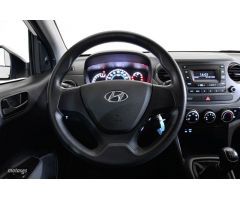 Hyundai i10 i10 1.0 MPi 48,5 kW (66 CV) MT5 2WD Classic de 2018 con 60.023 Km por 8.590 EUR. en Las