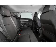 Skoda Karoq KAROQ Ambition Plus 1.0 TSI 81kW (110 CV) (NU73A511) de 2022 con 5.000 Km por 21.900 EUR