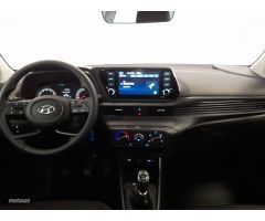Hyundai Bayon 1.0 T-GDi 73,6 kW (100 CV) MT6 2WD Smart MY23 de 2023 con 5.000 Km por 18.900 EUR. en