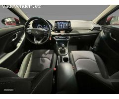 Hyundai i30 i30 FL 1.0 T-GDi 88,3 kW (120 CV) MT6 2WD Sense + de 2022 con 17.165 Km por 17.590 EUR.