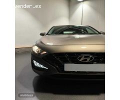 Hyundai i30 i30 FL 1.0 T-GDi 88,3 kW (120 CV) MT6 2WD Sense + de 2022 con 14.725 Km por 17.590 EUR.