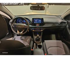 Hyundai i30 i30 FL 1.0 T-GDi 88,3 kW (120 CV) MT6 2WD Sense + de 2022 con 14.725 Km por 17.590 EUR.