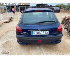 Peugeot 206 Xtd de 2000 con 177.983 Km por 1.700 EUR. en Murcia