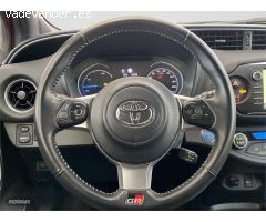 Toyota Yaris 1.5 100H GR-SPORT de 2019 con 30.796 Km por 18.490 EUR. en Huelva