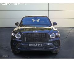Bentley Bentayga EWB Azure V8 First Edition de 2023 con 1.989 Km por 359.000 EUR. en Malaga