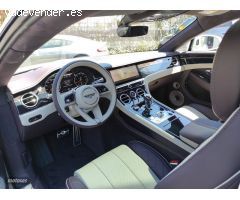 Bentley Continental GT GT V8 Azure Coupe de 2023 con 955 Km por 357.900 EUR. en Malaga